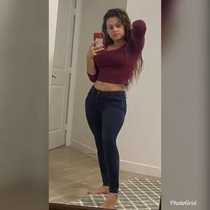 Meet your Posher, Andrea